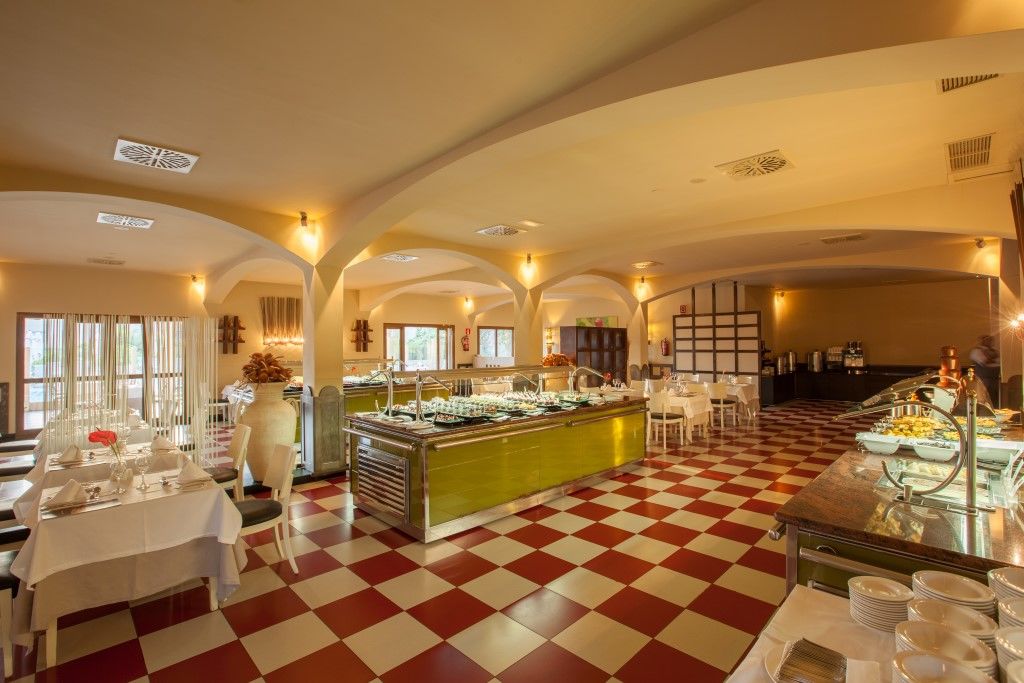 لوبيسان فيلا دي كوندي ريزورت آند ثالاسو ميلونيذاس المظهر الخارجي الصورة The restaurant