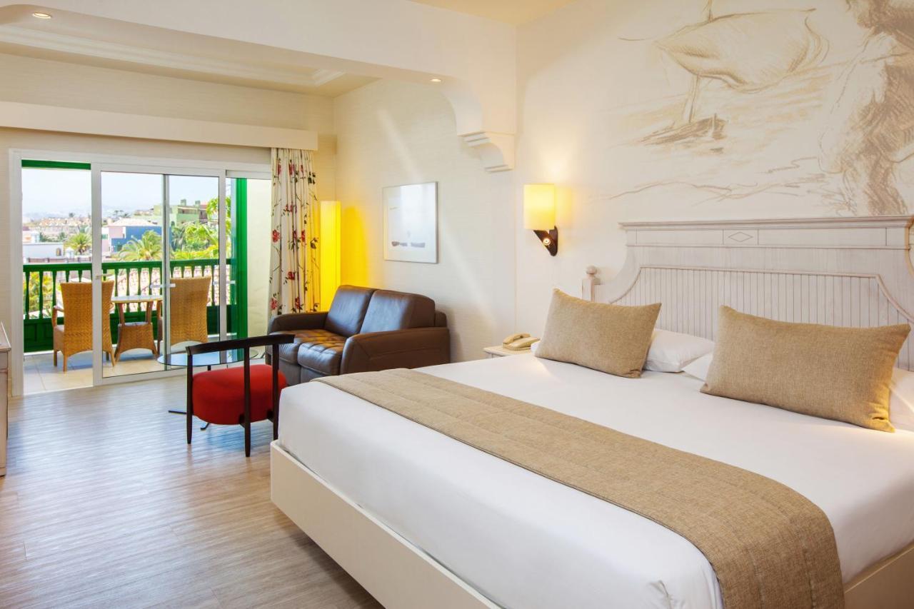 لوبيسان فيلا دي كوندي ريزورت آند ثالاسو ميلونيذاس المظهر الخارجي الصورة A room at the hotel